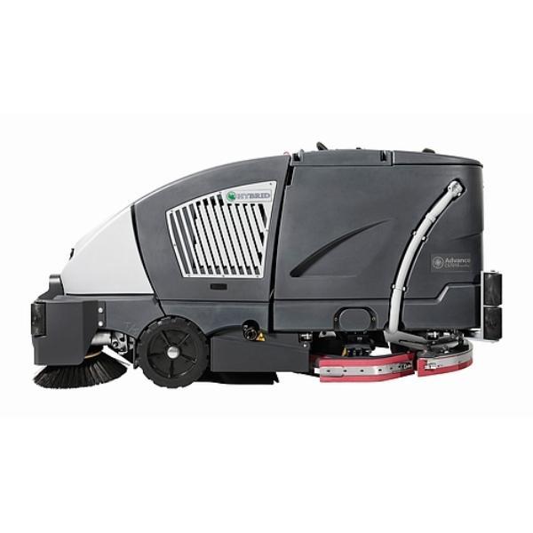 Nilfisk CS7010 Sweeper-Scrubber Side