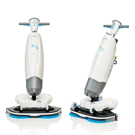 i-mop XXL floor scrubber i-mop XXL front and side position