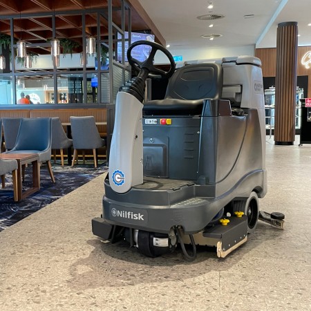 BR855 Battery Powered Ride-On Scrubber Dryer