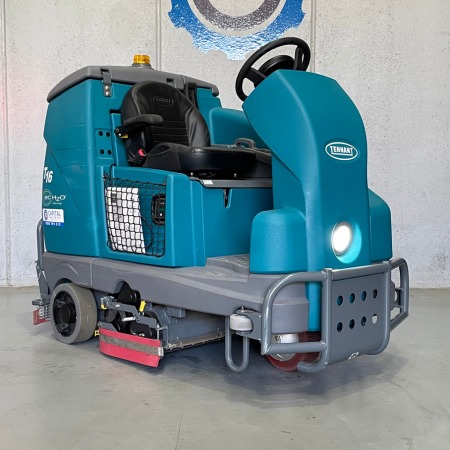 Tennant T16 Ride-On Scrubber Hire