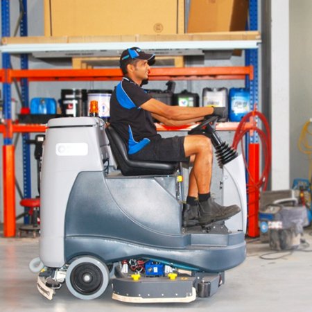 BR855 battery powered Ride-On Scrubber Dryer