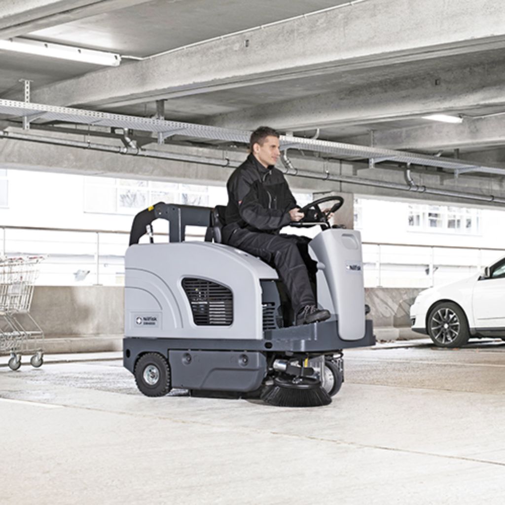 SW4000 Ride-On Sweeper Cleaning Car Park