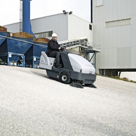 SR1601 Industrial Ride-On Sweeper-cleaning-factory